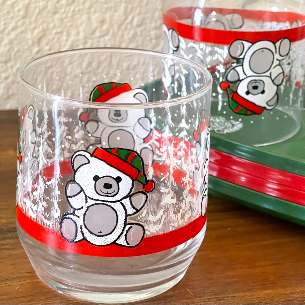 VINTAGE TEDDY BEAR CHRISTMAS PLATE AND GLASS SET 4PC
